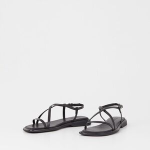 Worn Twice - Vagabond Izzy Black Strappy Sandals